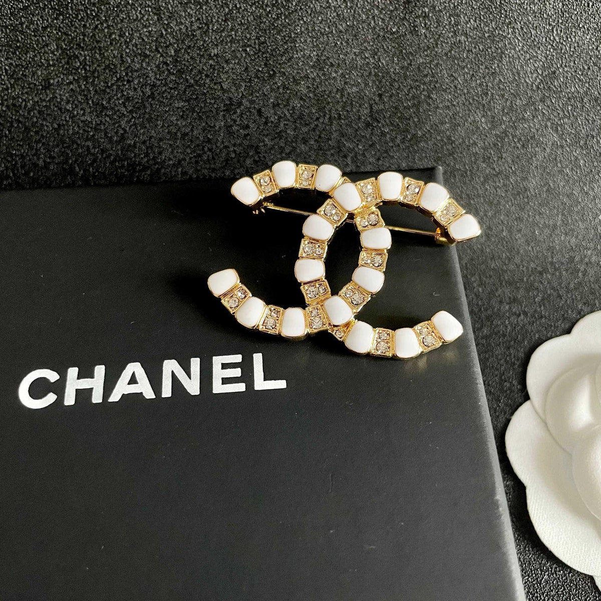 Signature Emblem Brooch in Polished Metal-Tone – Design 012 detail view