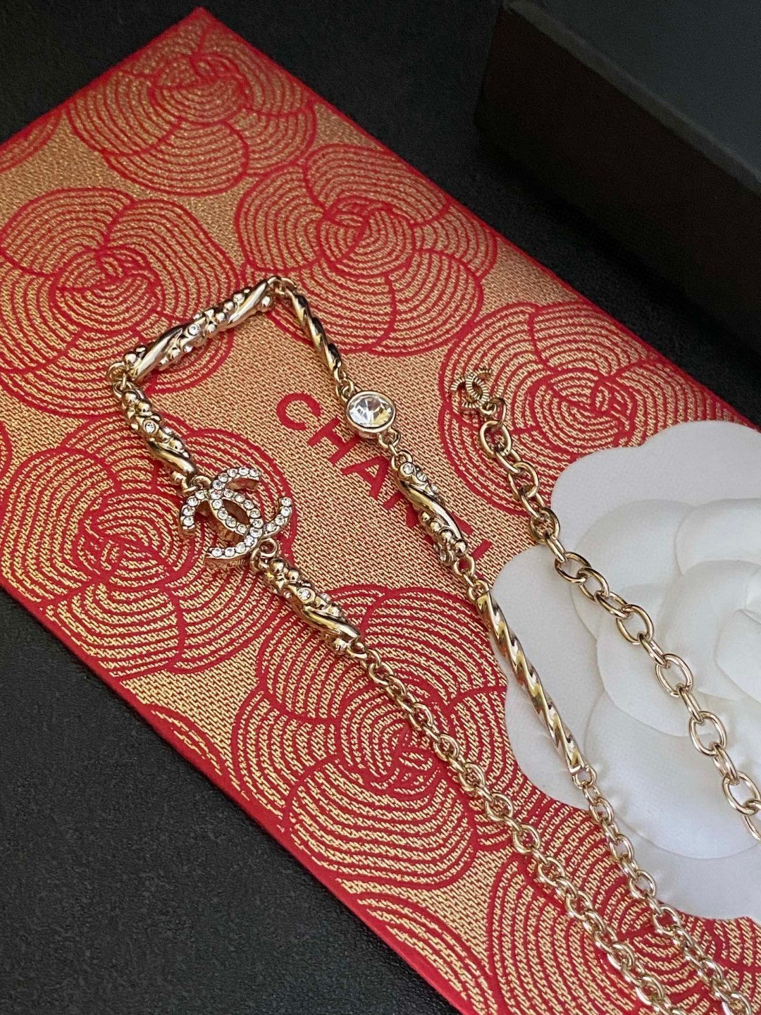 Letter Pendant Necklace in Polished Metal-Tone – Design 021 side detail