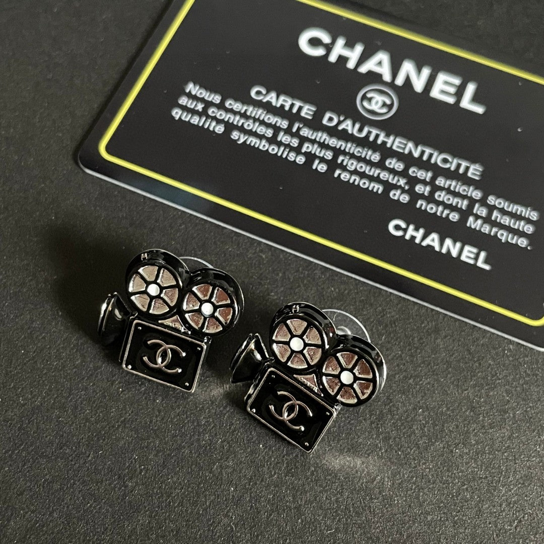 Double-C Emblem Stud Earrings in Black-Tone – Black Detail – Design 003 styled product view