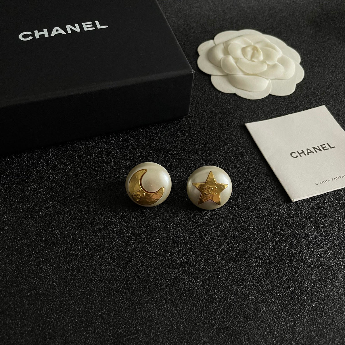 Double-C Emblem Stud Earrings in Polished Metal-Tone – Design 391 main product view
