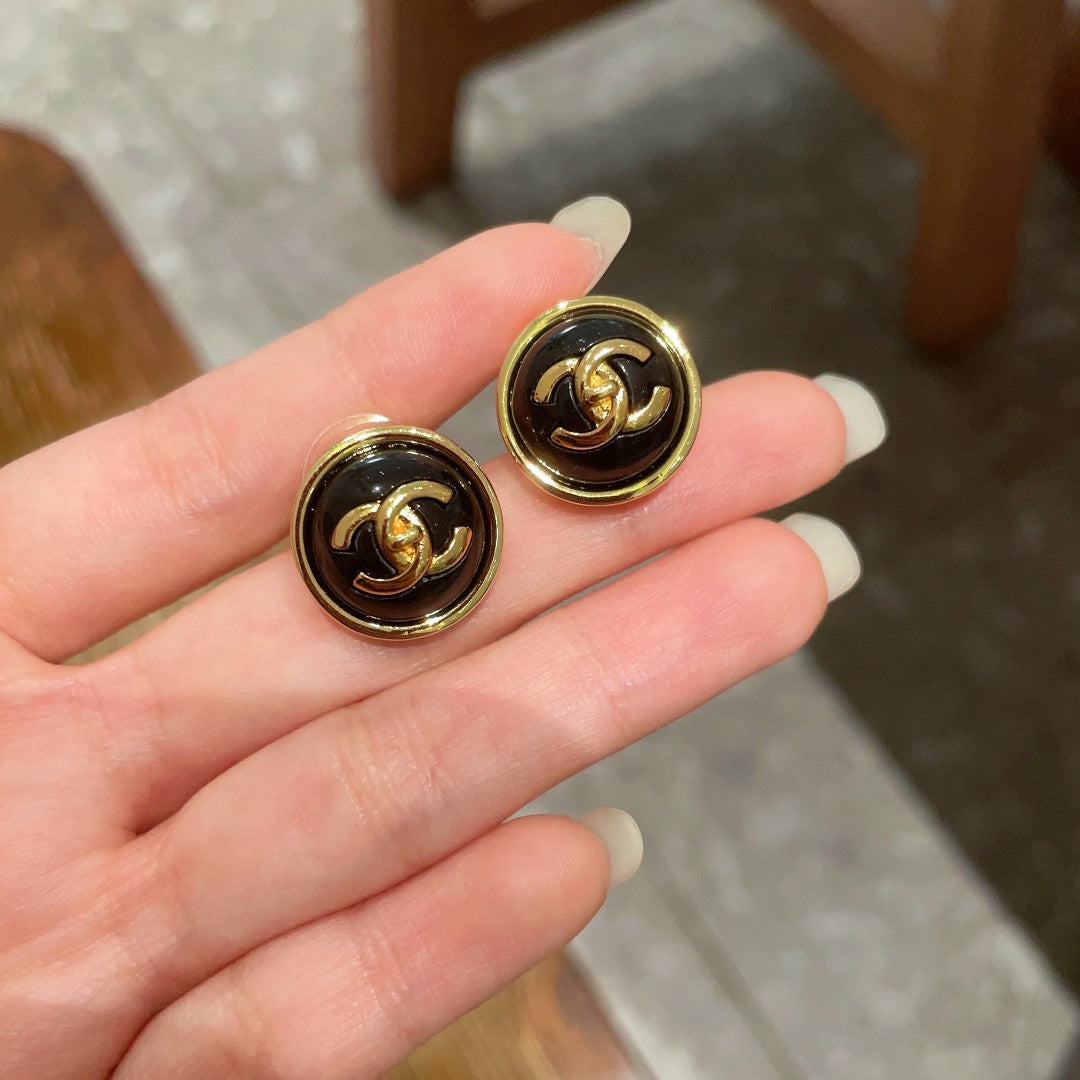 Double-C Emblem Stud Earrings in Polished Metal-Tone – Design 378 side detail