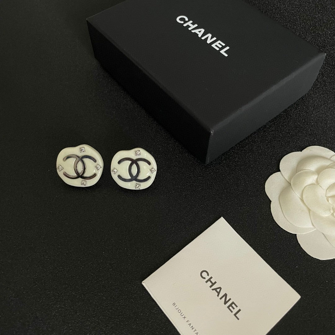 Double-C Emblem Crystal-Accent Stud Earrings – Design 051 close-up detail