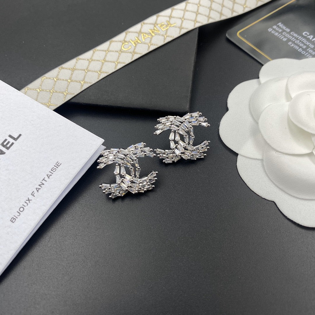 Letter Crystal-Accent Stud Earrings – Red Detail detail view