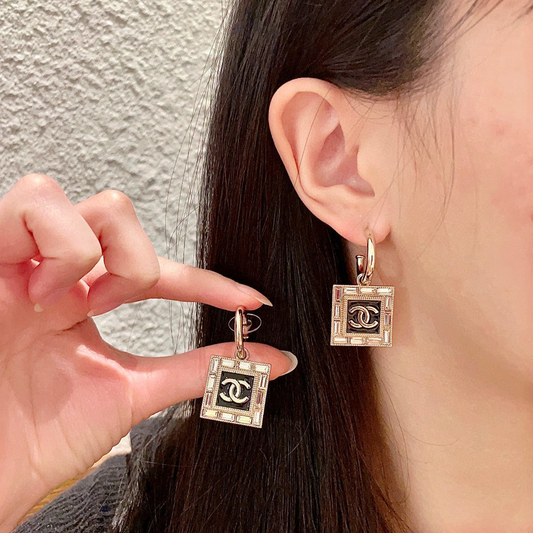 Double-C Emblem Statement Earrings in Polished Metal-Tone – Design 047 main product view