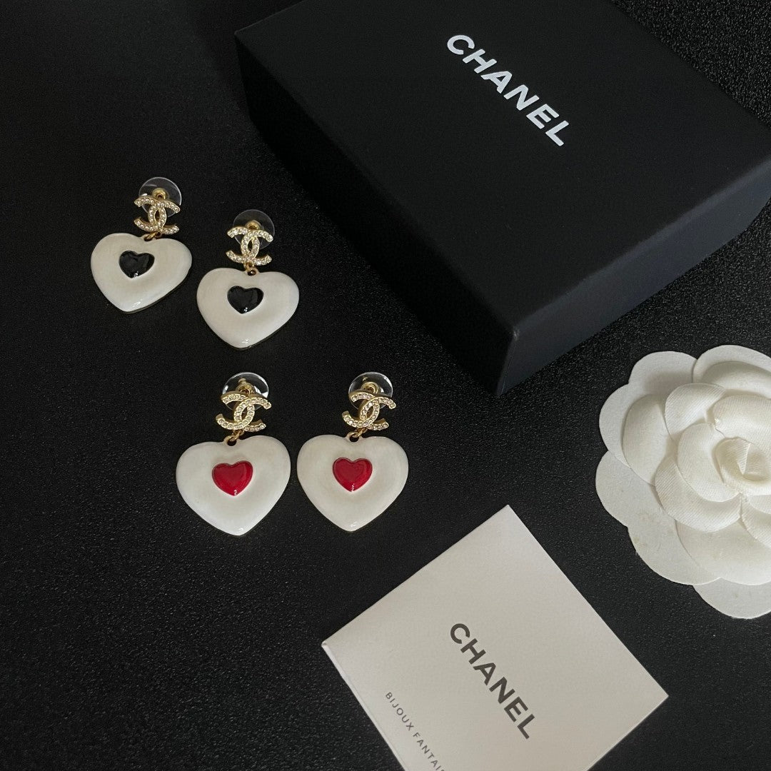 Double-C Emblem Crystal-Accent Statement Earrings – Heart Detail – Design 005 close-up detail