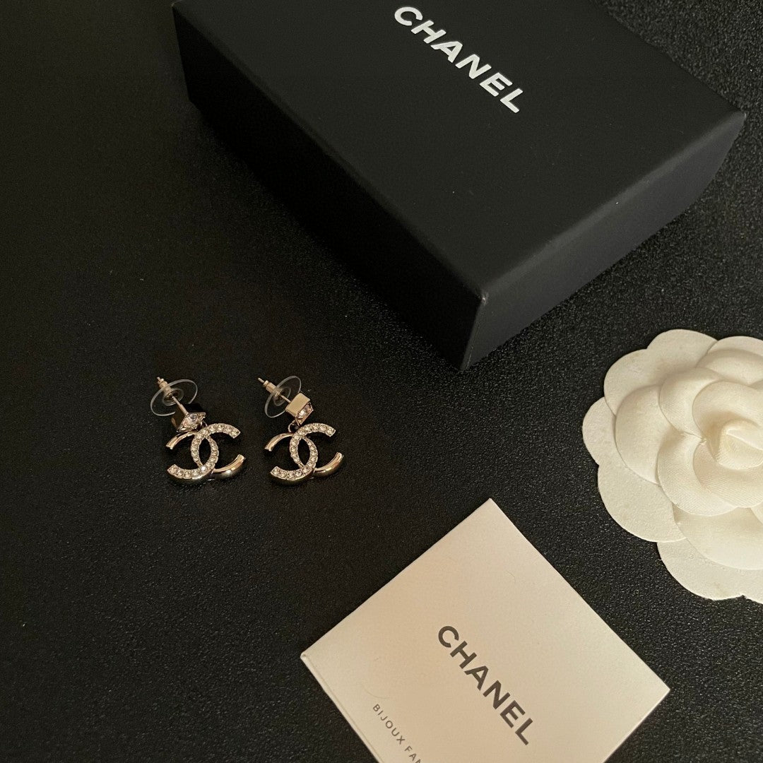 Double-C Emblem Crystal-Accent Statement Earrings – Design 023 close-up detail