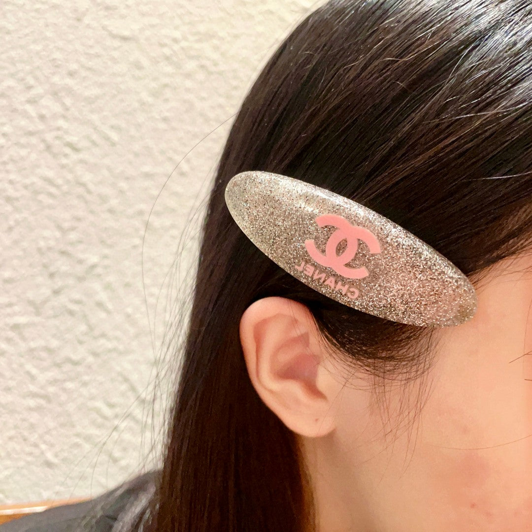 Double-C Emblem Hair Clip – Design 017 front product view