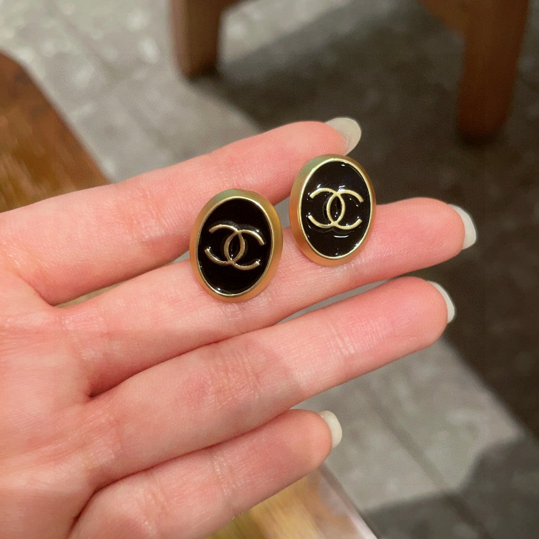 Round Stud Earrings in Polished Metal-Tone – Design 001 side detail