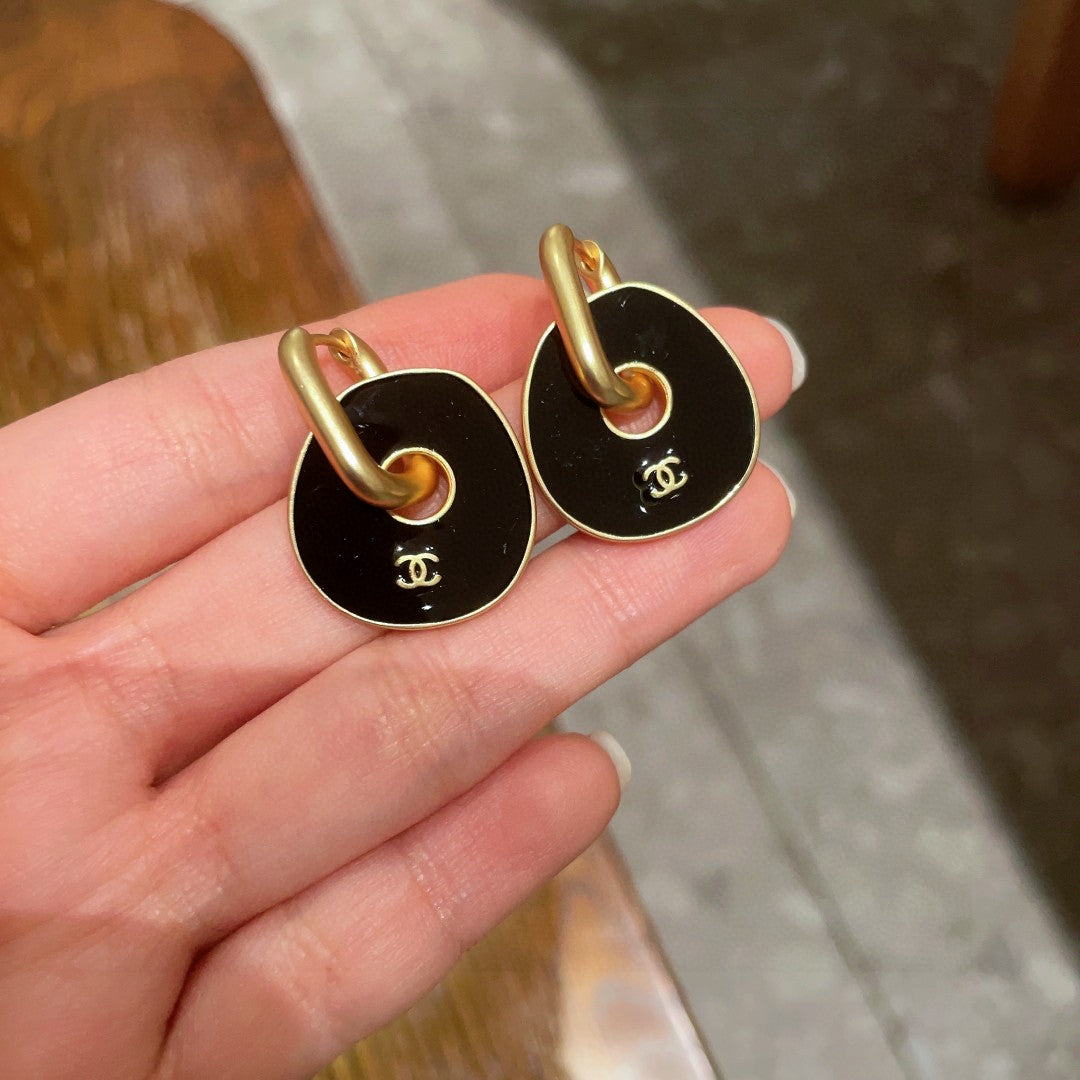 Double-C Emblem Statement Earrings in Polished Metal-Tone – Design 019 side detail