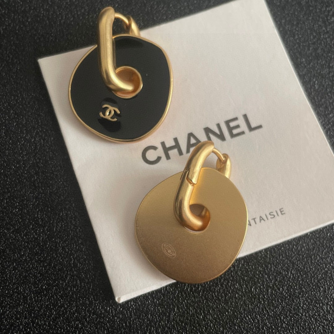 Double-C Emblem Statement Earrings in Polished Metal-Tone – Design 019 main product view