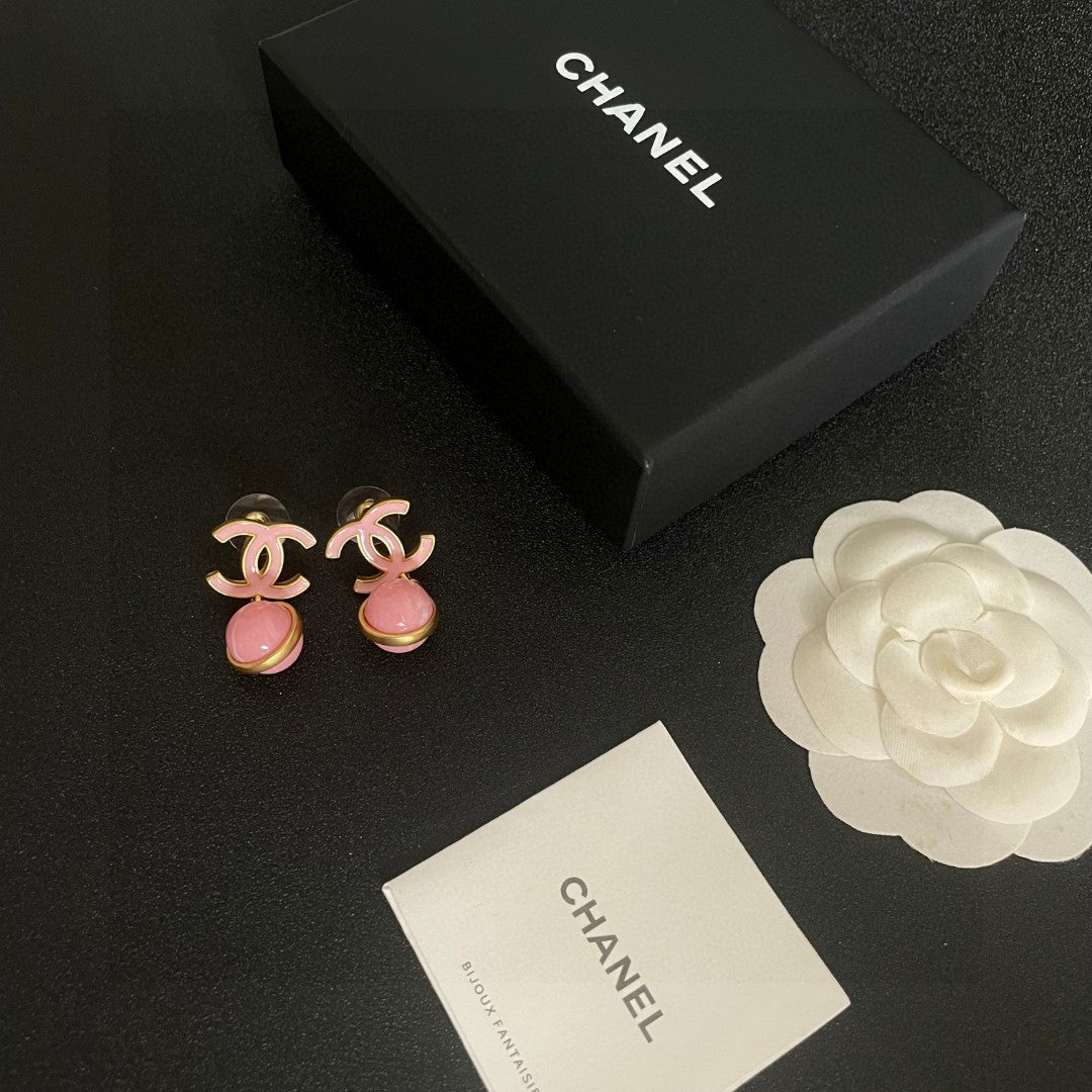 Double-C Emblem Statement Earrings in Polished Metal-Tone – Design 017 close-up detail