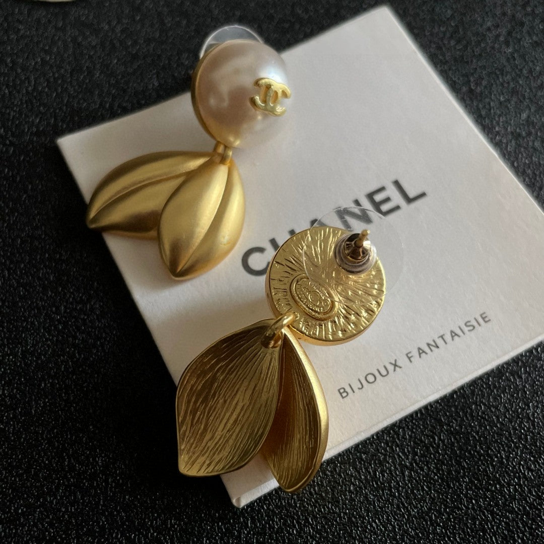 Double-C Emblem Statement Earrings in Polished Metal-Tone – Design 016 main product view