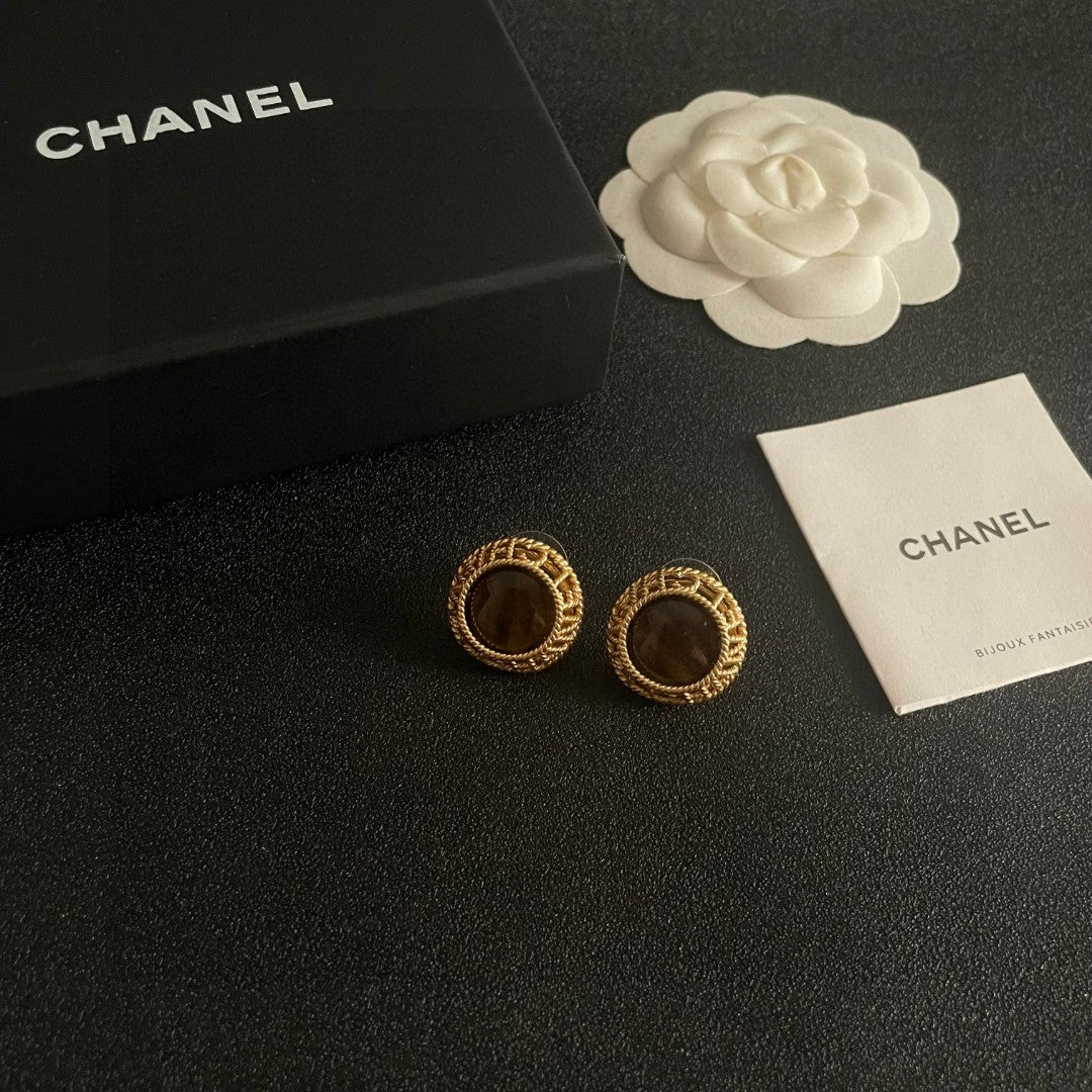 Double-C Emblem Stud Earrings in Polished Metal-Tone – Design 149 styled product view