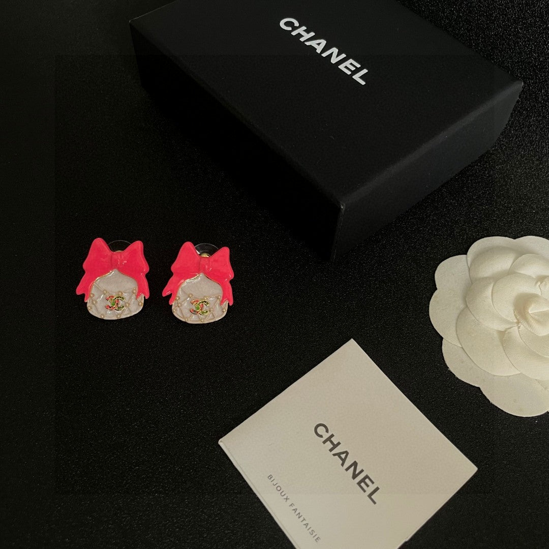 Double-C Emblem Stud Earrings in Polished Metal-Tone – Design 145 close-up detail