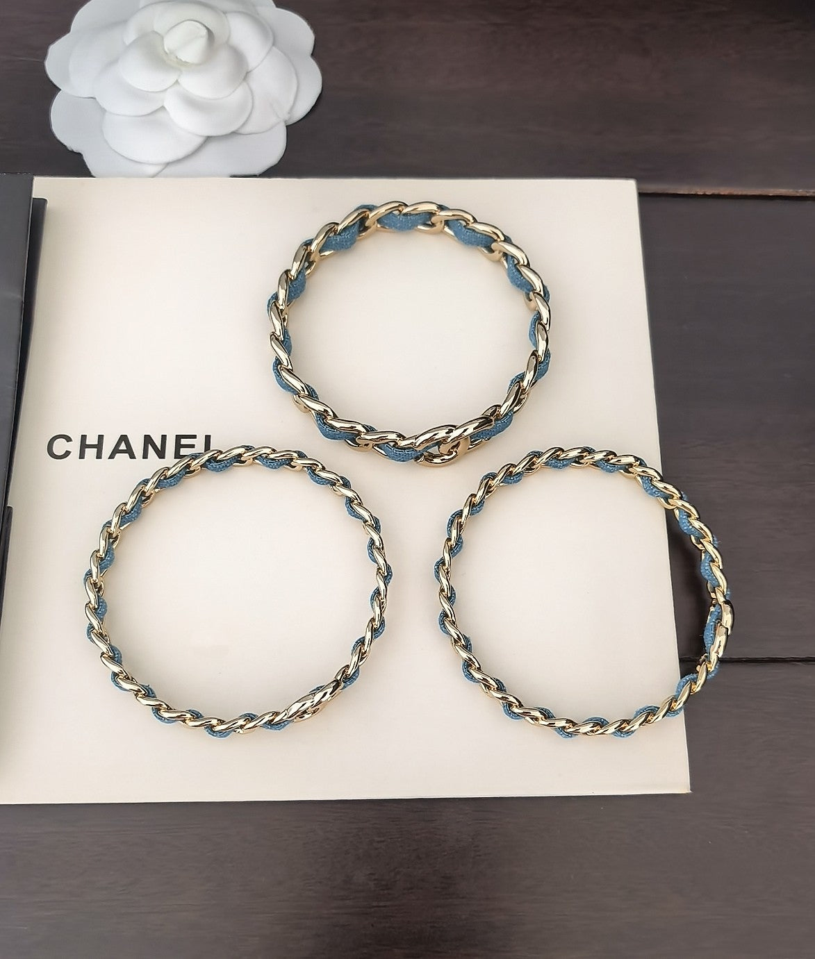 Signature Emblem Bangle in Gold-Tone – Blue Detail – Design 002 detail view