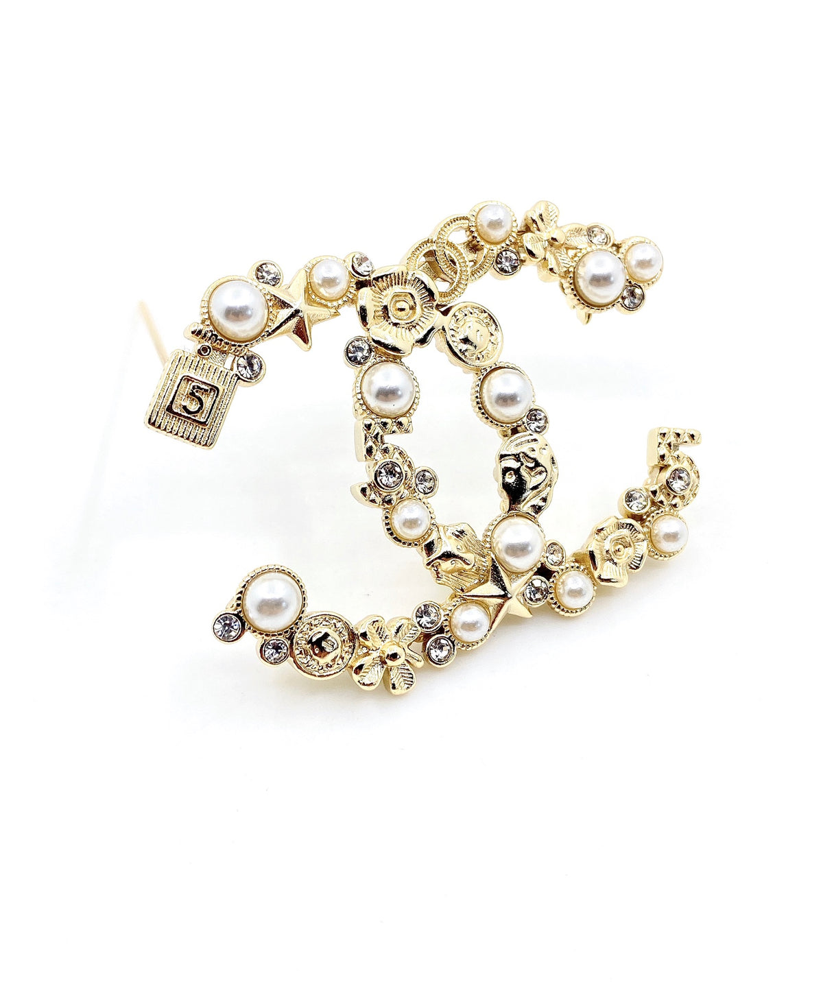 Signature Emblem Brooch in Gold-Tone – Design 010 detail view