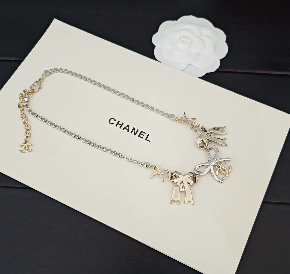 Bow Pendant Necklace in Gold-Tone – Design 001 side detail