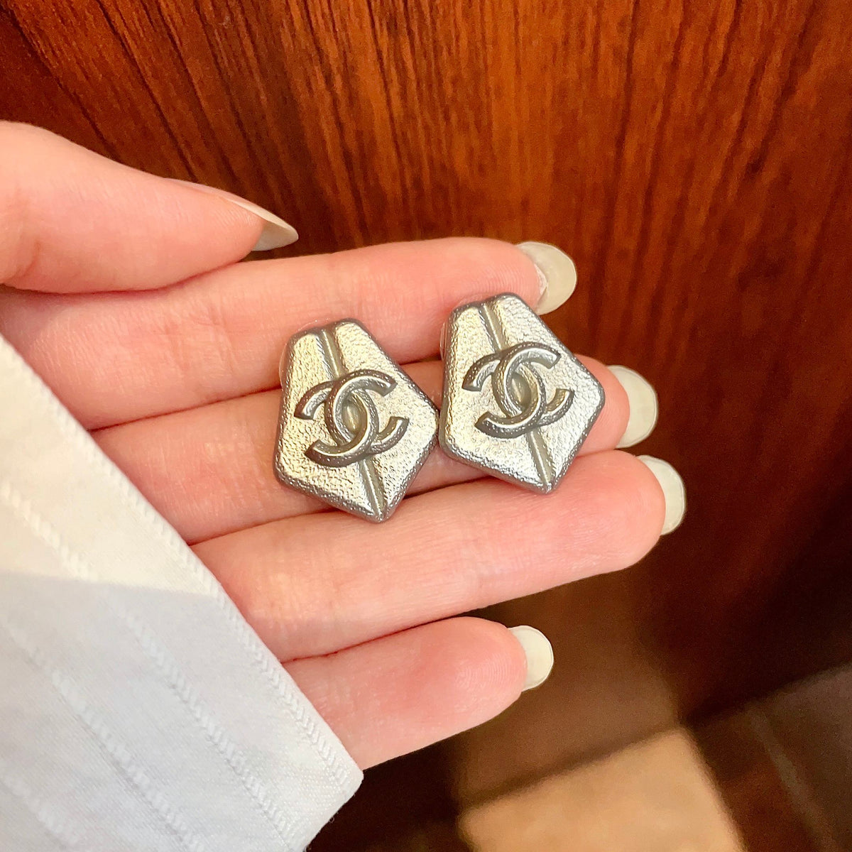 Double-C Emblem Stud Earrings in Polished Metal-Tone – Design 288 side detail