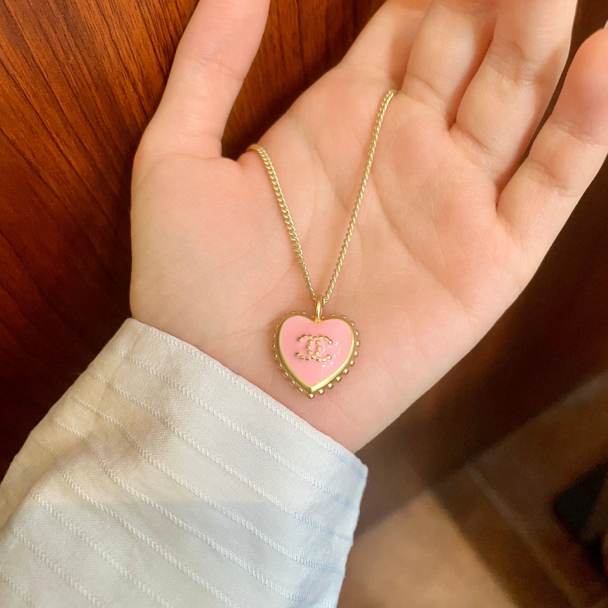 Double-C Emblem Pendant Necklace in Polished Metal-Tone – Heart Detail – Design 004 side detail
