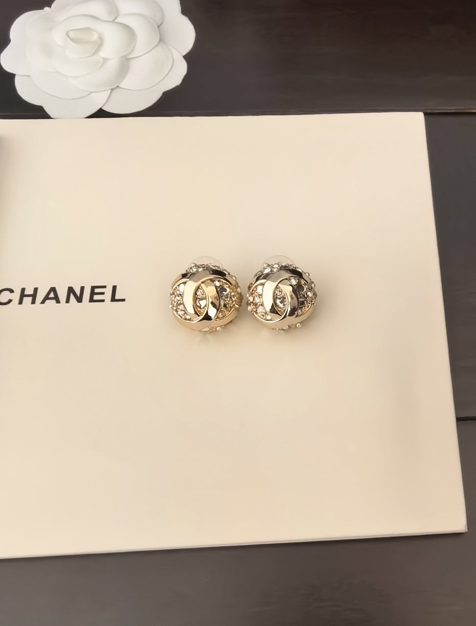 Signature Emblem Crystal-Accent Stud Earrings – Design 012 close-up detail