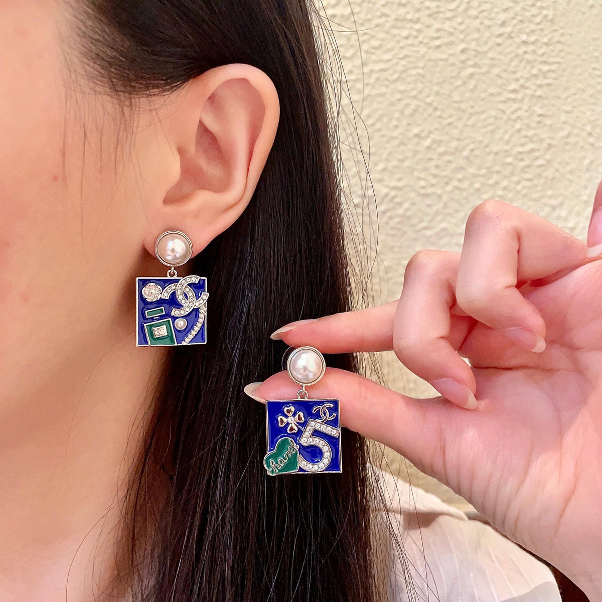 Double-C Emblem Statement Earrings in Polished Metal-Tone – Design 004 main product view
