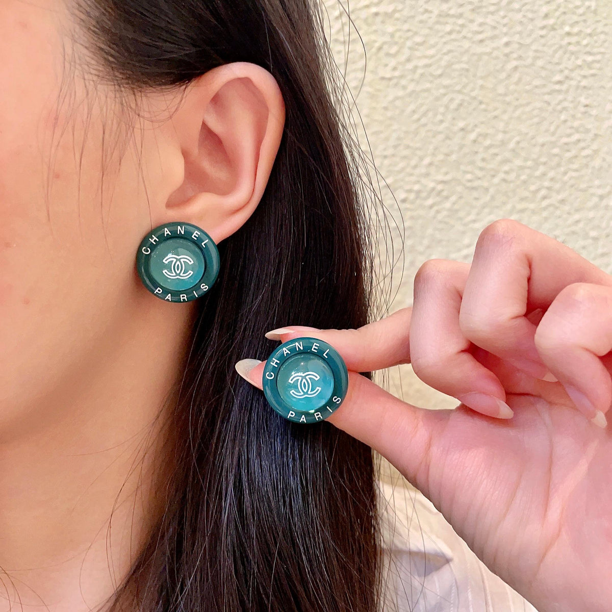 Double-C Emblem Stud Earrings in Polished Metal-Tone – Design 357 main product view