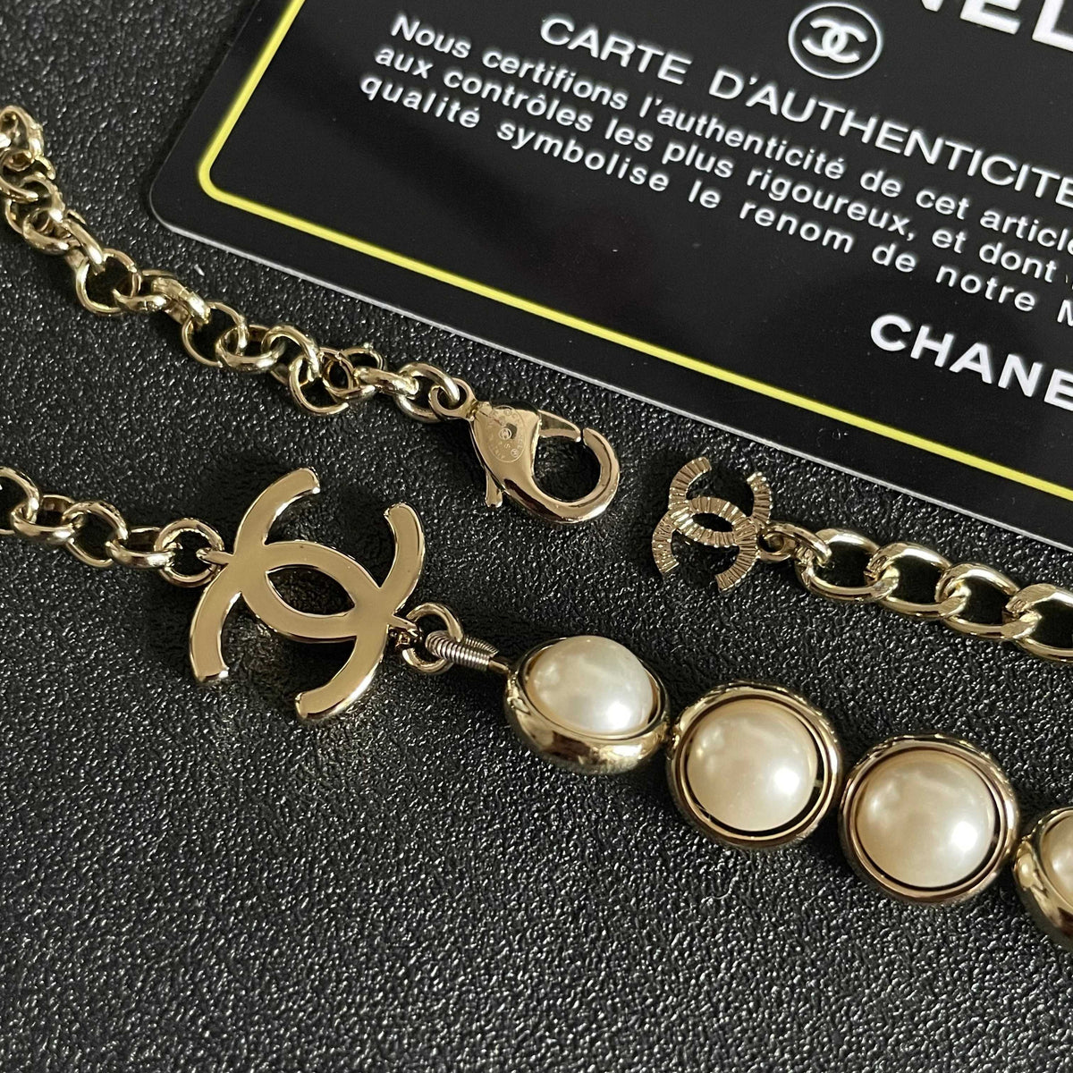 Double-C Emblem Pearl-Detail Pendant Necklace – Pearl Detail – Design 039 main product view