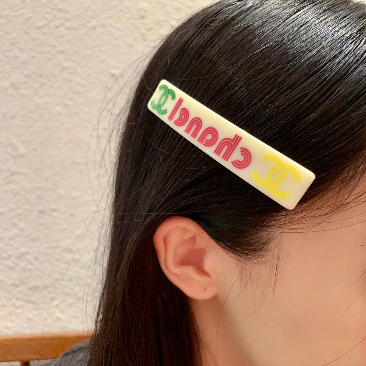 Double-C Emblem Hair Clip – Design 019 front product view