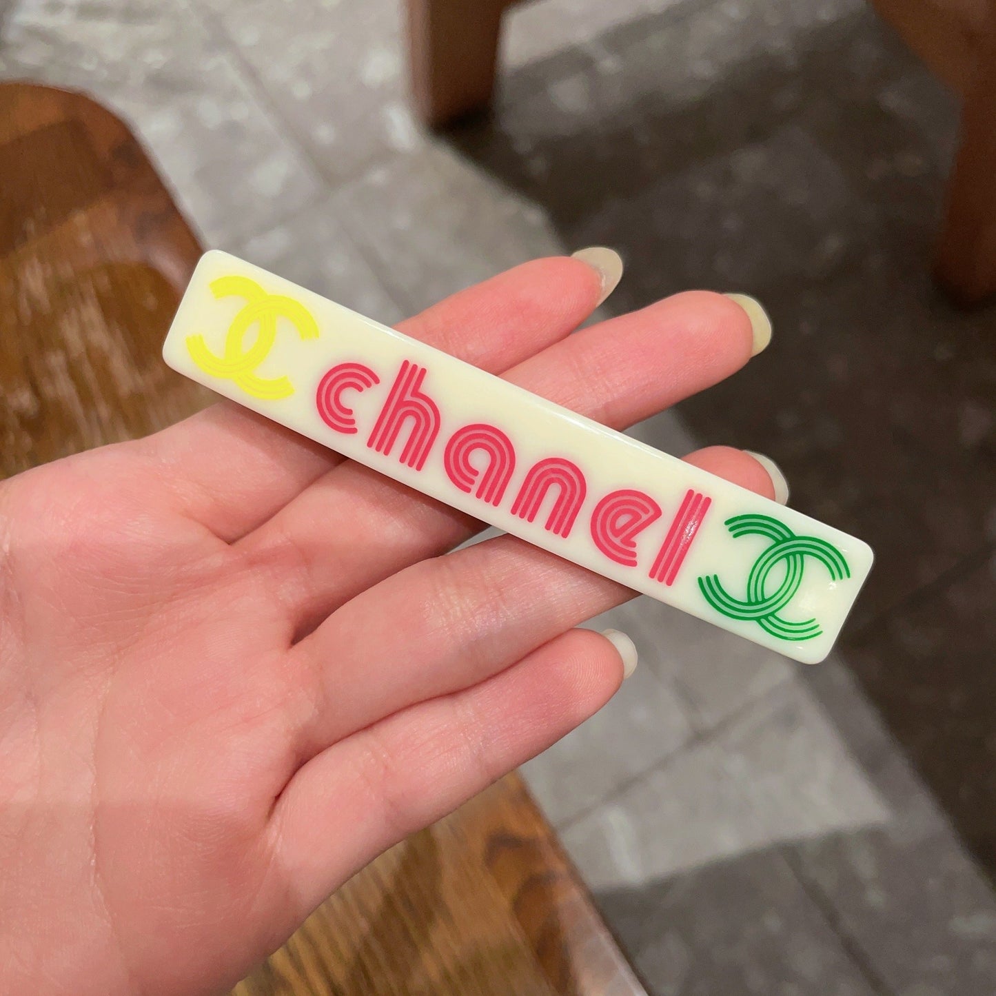 Double-C Emblem Hair Clip – Design 019 detail view