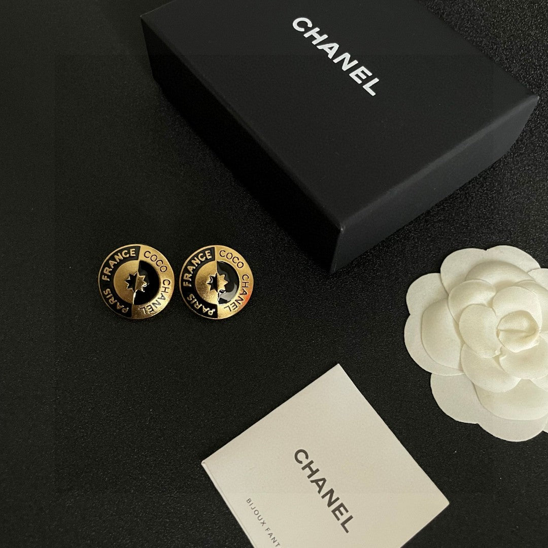 Letter Stud Earrings in Polished Metal-Tone – Design 007 close-up detail