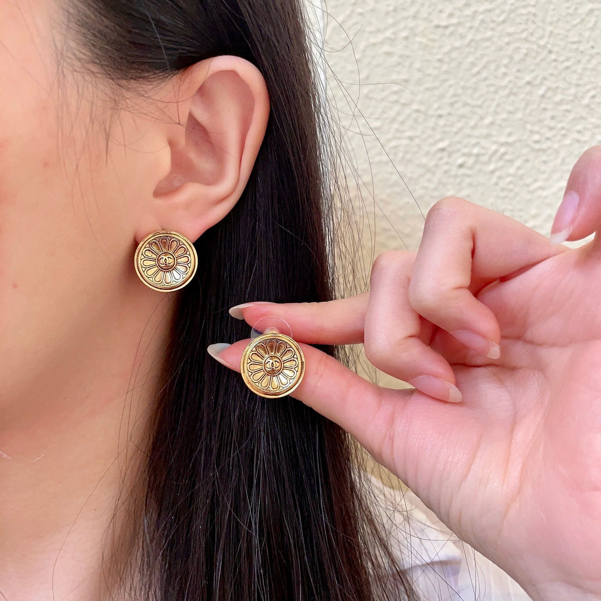 Double-C Emblem Stud Earrings in Polished Metal-Tone – Design 205 main product view