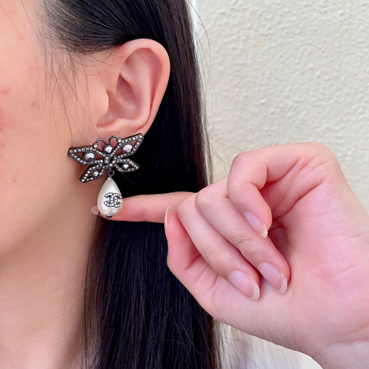 Double-C Emblem Pearl-Detail Statement Earrings – Pearl Detail – Design 014 front product view