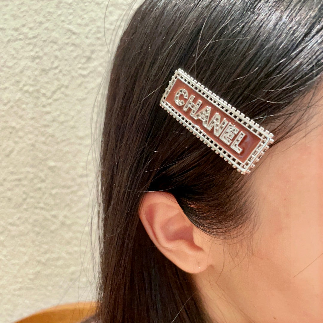 Letter Hair Clip – Design 001 main product view