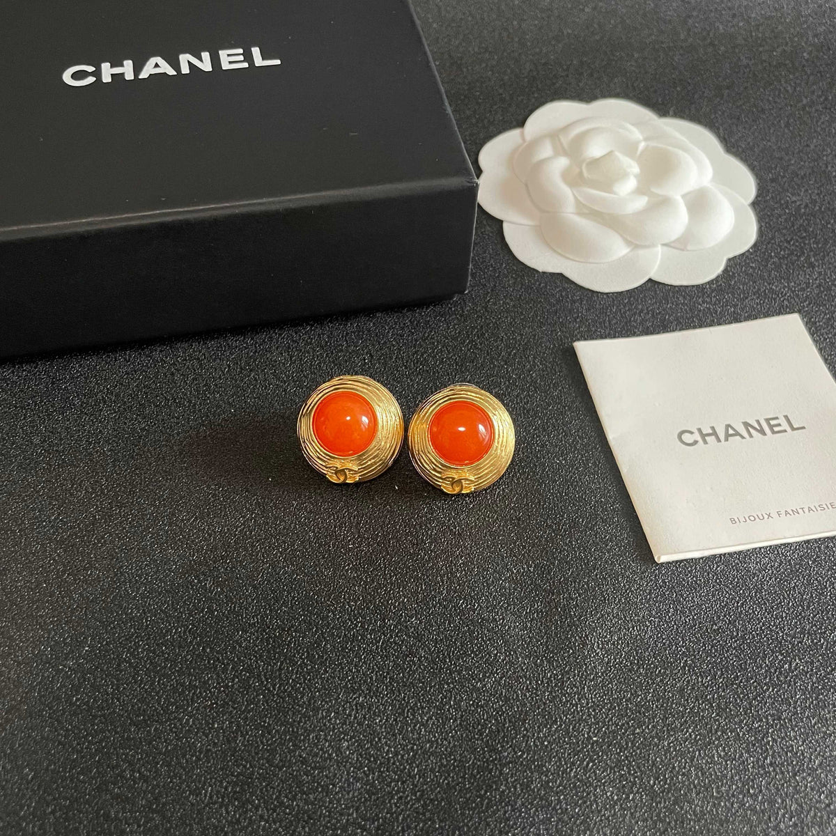 Double-C Emblem Stud Earrings in Polished Metal-Tone – Design 282 styled product view