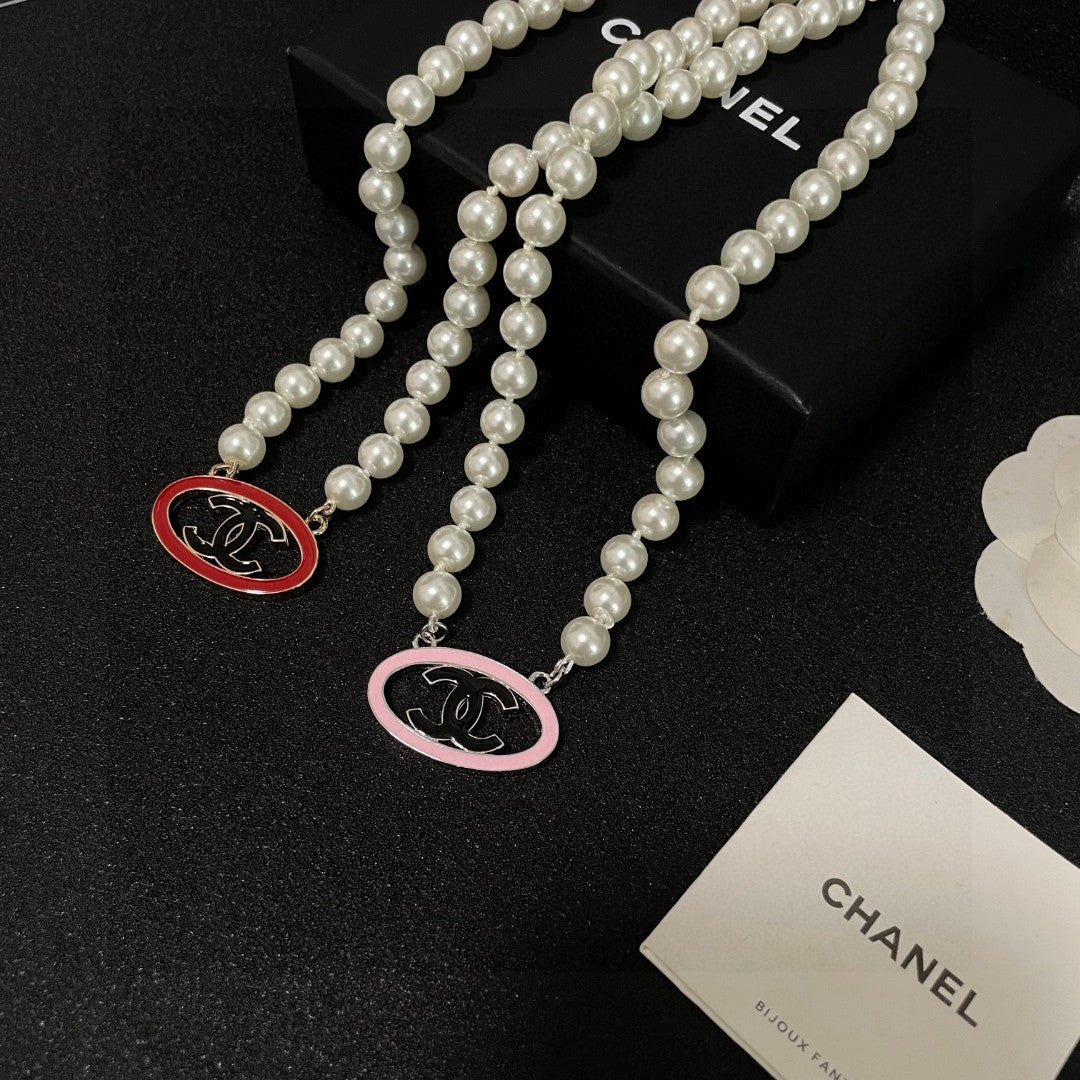 Double-C Emblem Pearl-Detail Pendant Necklace – Pearl Detail – Design 077 close-up detail