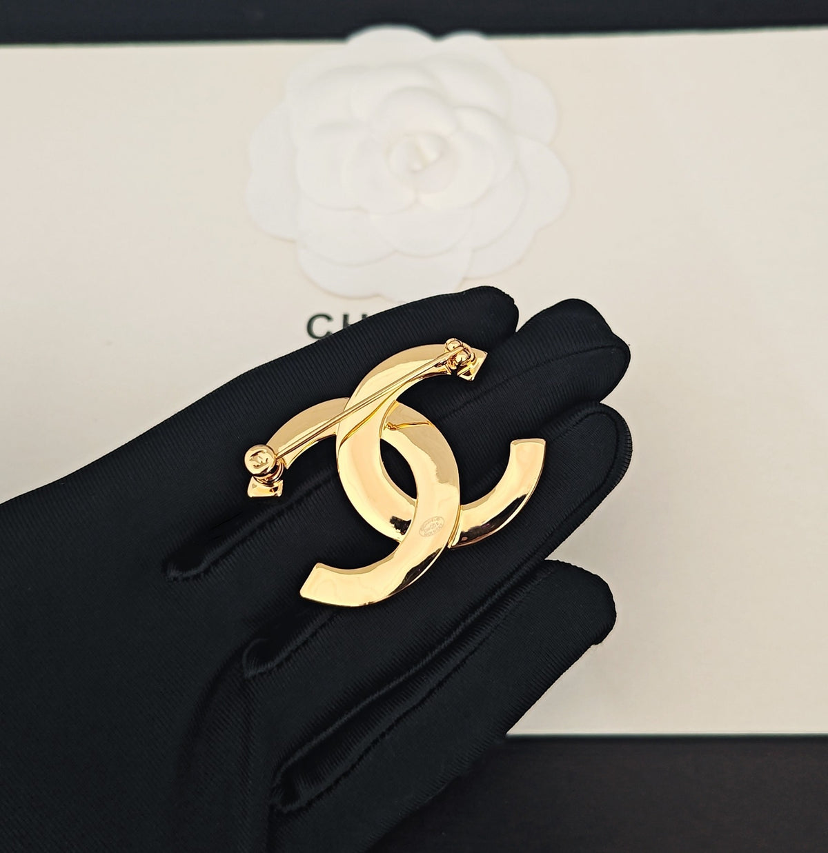 Signature Emblem Brooch in Gold-Tone – Design 003 detail view