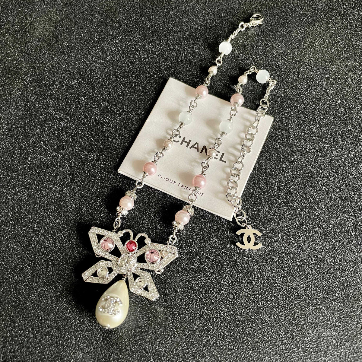 Double-C Emblem Pearl-Detail Pendant Necklace – Pearl Detail – Design 019 detail view