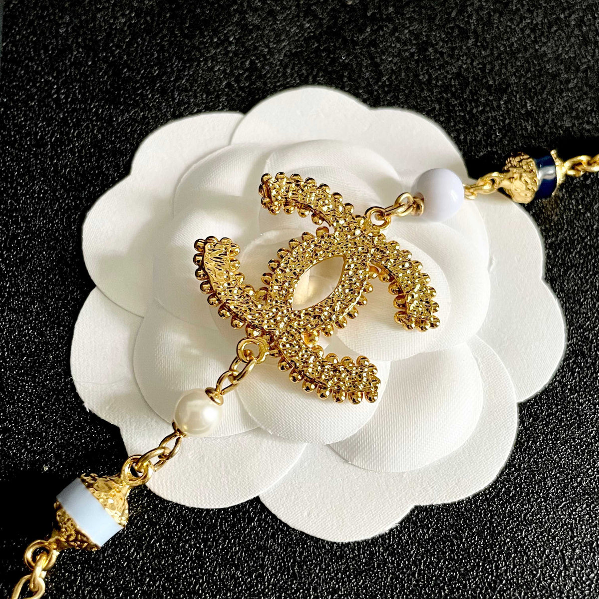 Double-C Emblem Pearl-Detail Pendant Necklace – Pearl Detail – Design 068 detail view