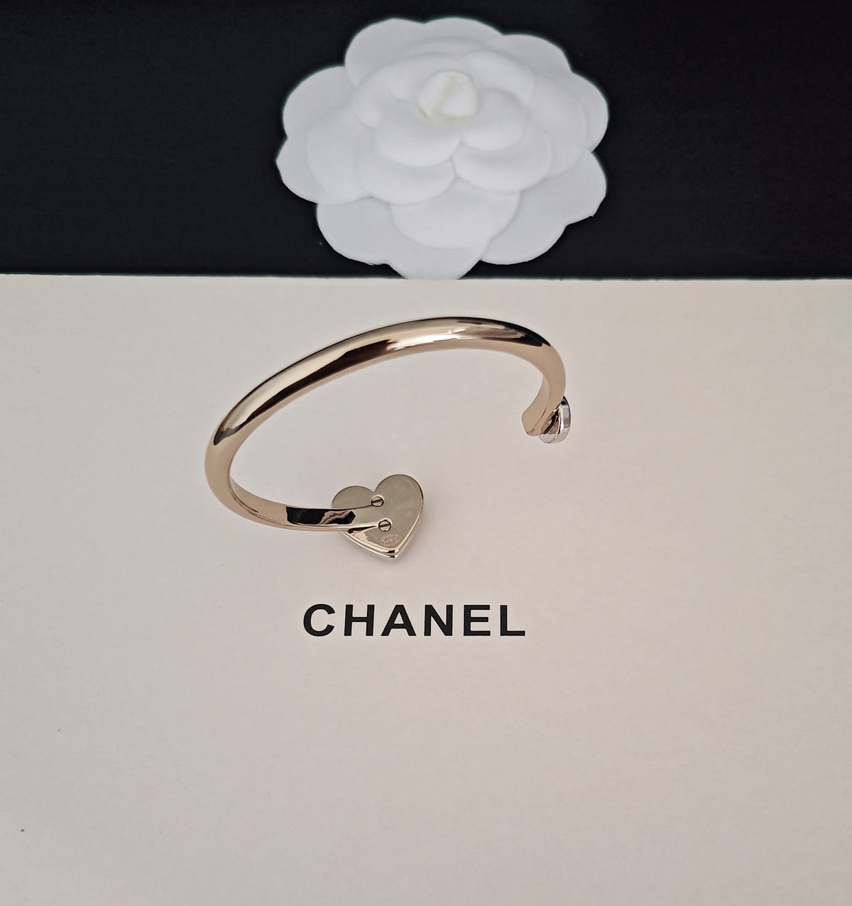 Heart Bangle in Gold-Tone detail view