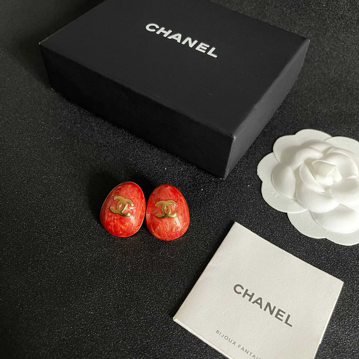 Double-C Emblem Stud Earrings in Polished Metal-Tone – Design 345 close-up detail