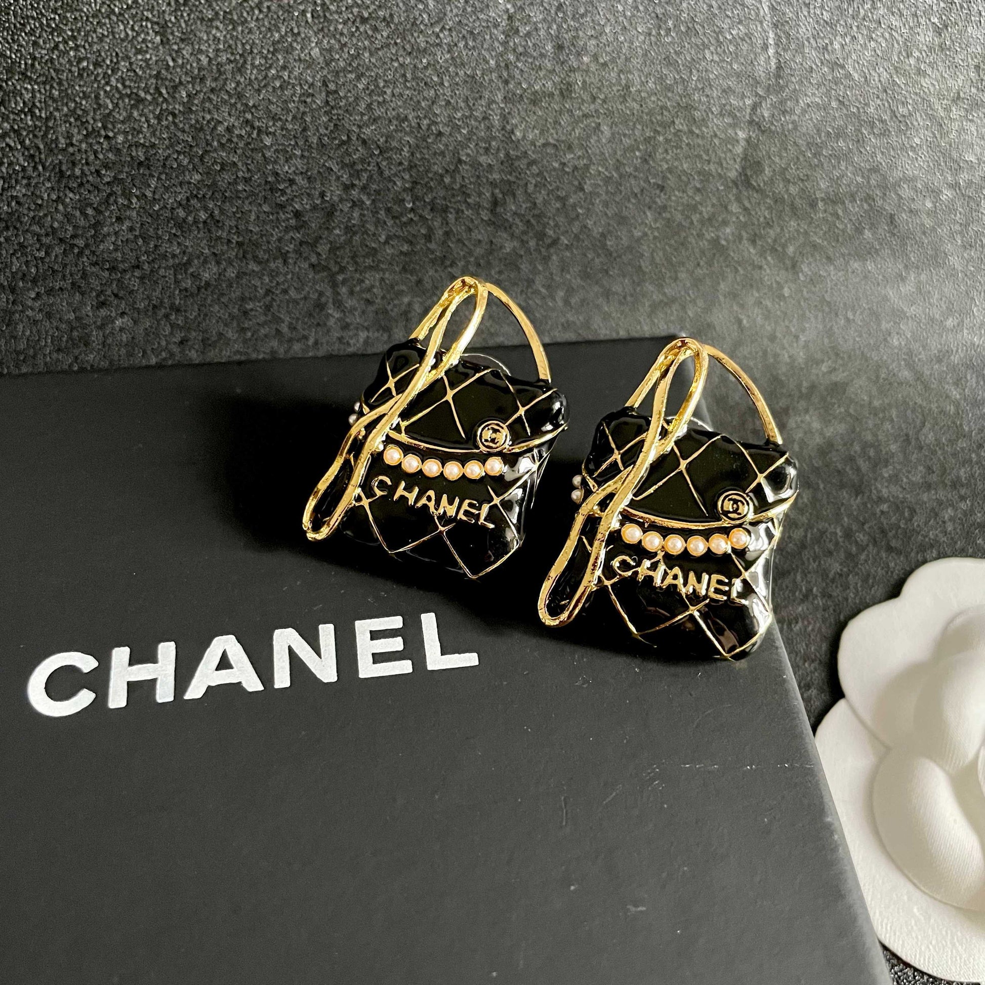 Double-C Emblem Stud Earrings in Polished Metal-Tone – Design 182 detail view