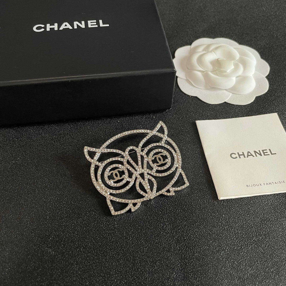 Signature Emblem Brooch in Polished Metal-Tone – Design 051 styled product view