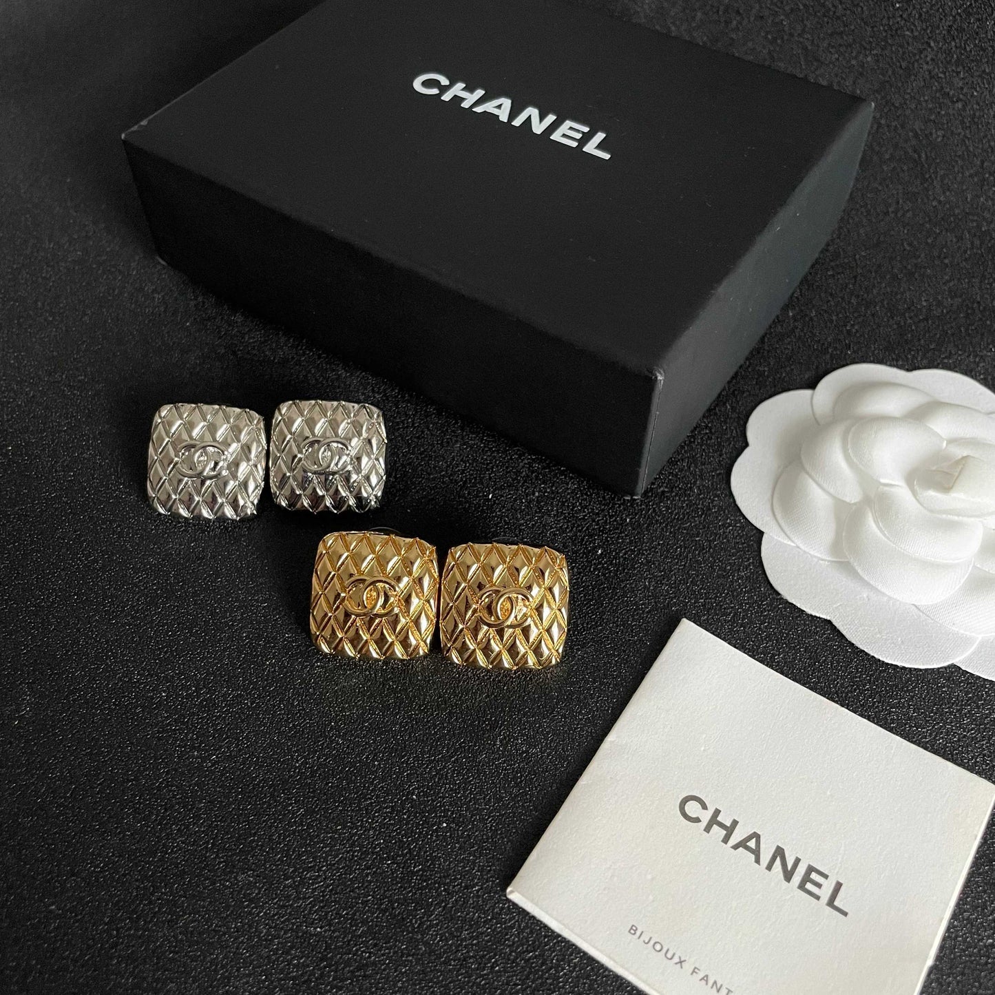Double-C Emblem Stud Earrings in Polished Metal-Tone – Design 425 side detail