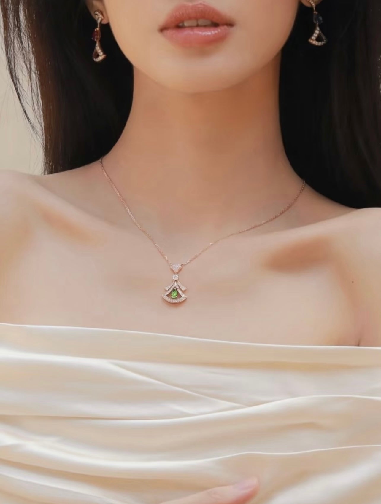 Geometric Emblem Pendant Necklace in Rose-Gold-Tone – Rose Gold Detail – Design 014 close-up detail