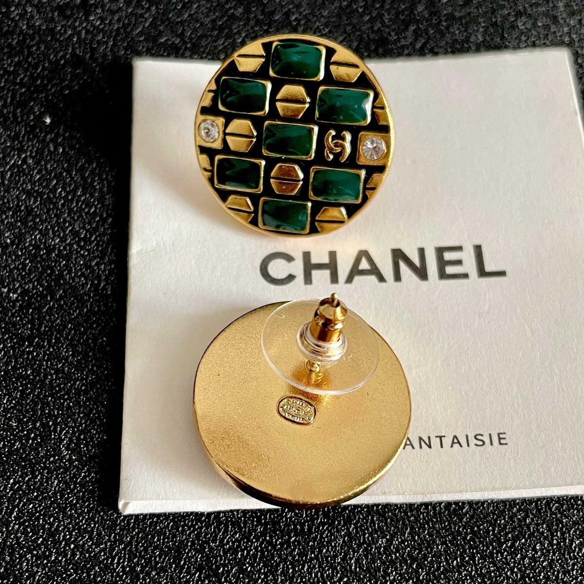 Double-C Emblem Stud Earrings in Polished Metal-Tone – Design 454 main product view