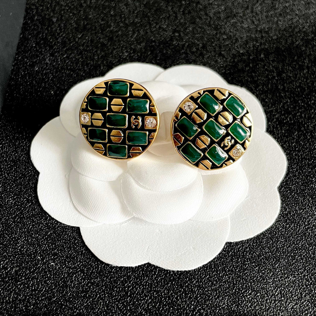 Double-C Emblem Stud Earrings in Polished Metal-Tone – Design 454 front product view