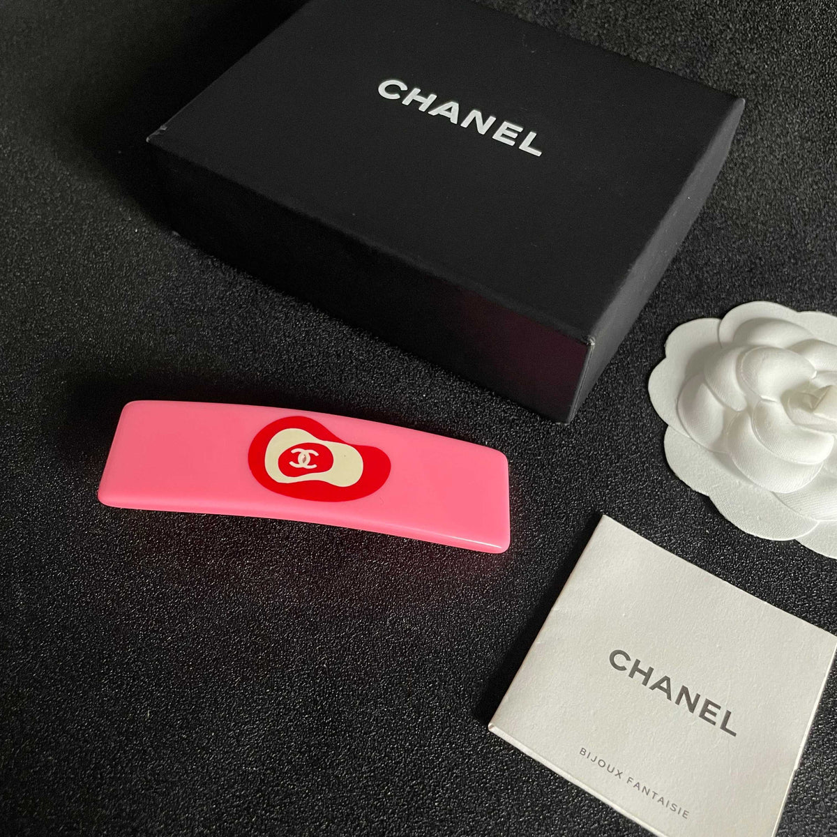 Double-C Emblem Hair Clip – Design 036 close-up detail