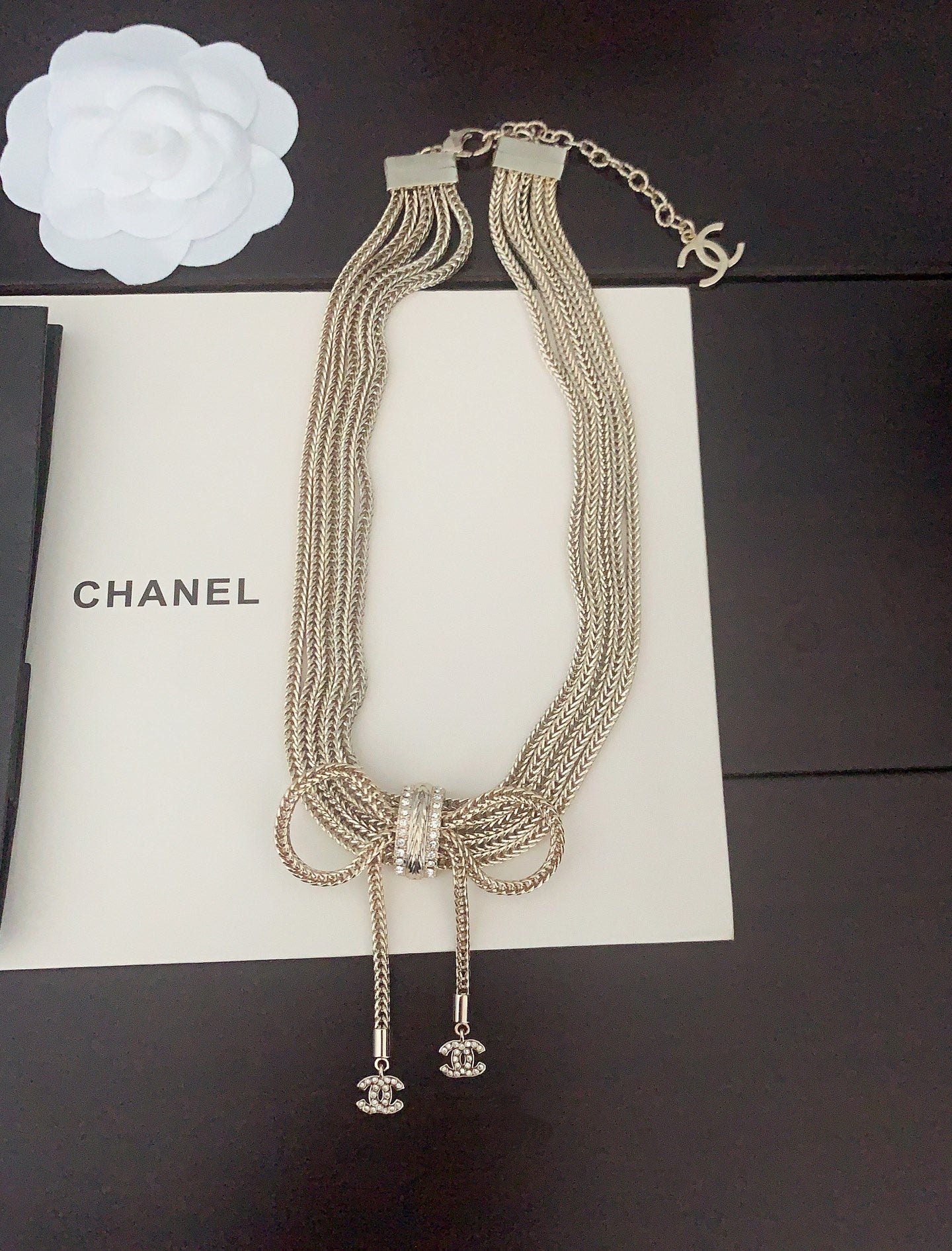 Bow Pendant Necklace in Gold-Tone – Design 011 detail view