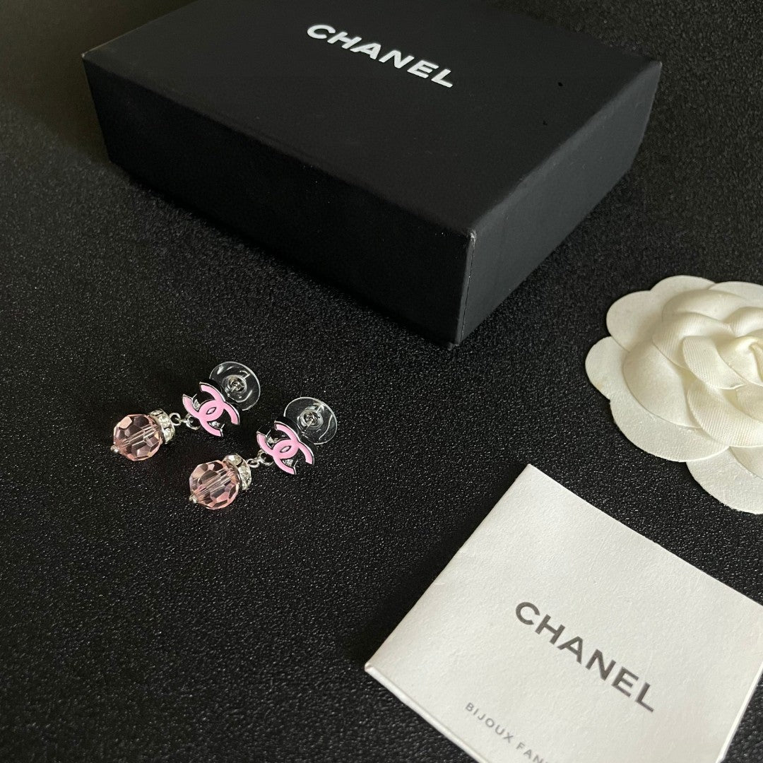 Double-C Emblem Statement Earrings in Polished Metal-Tone – Design 066 close-up detail