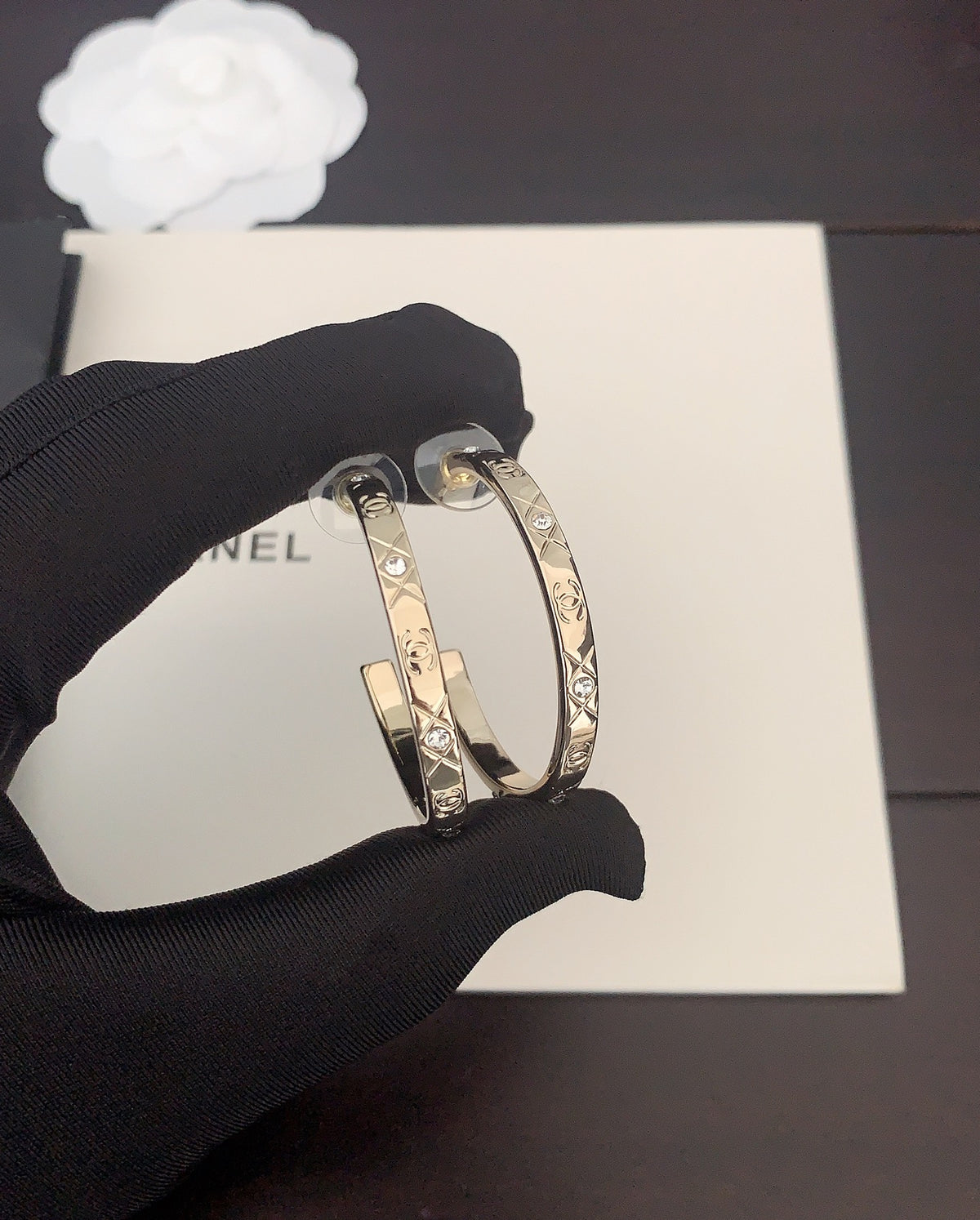 Signature Emblem Jewelry Accessory in Gold-Tone – Design 003 detail view